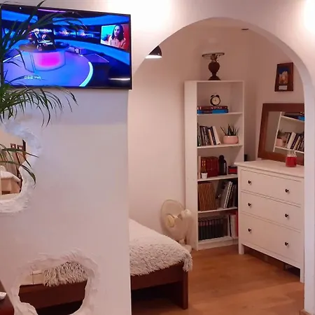 Artistic Haven: Cozy Two-Room Apartment with Smart Entertainment Warsaw Exterior photo